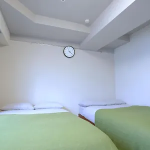 Shinjuku Retreat: Authentic Experience Near Higashi-shinjuku Station Apartment Tokyo
